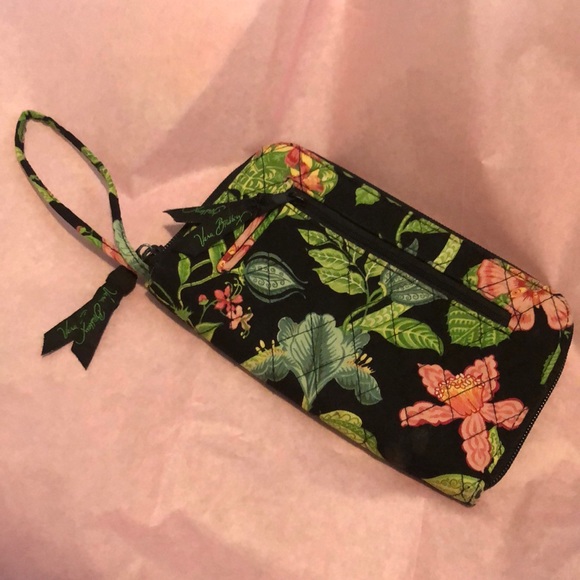 Vera Bradley Wallet/Wristlet - Picture 3 of 8